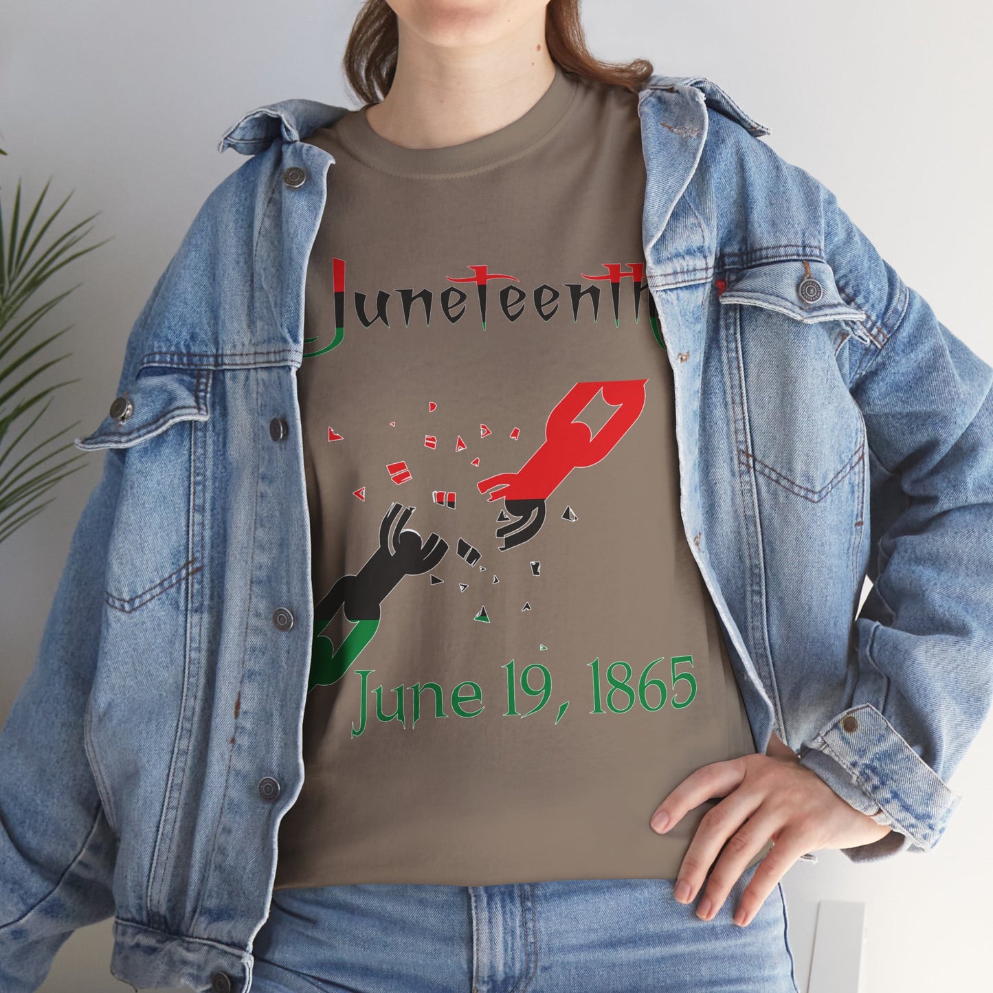 Men's or Women's Juneteenth Broken Chains T-Shirt