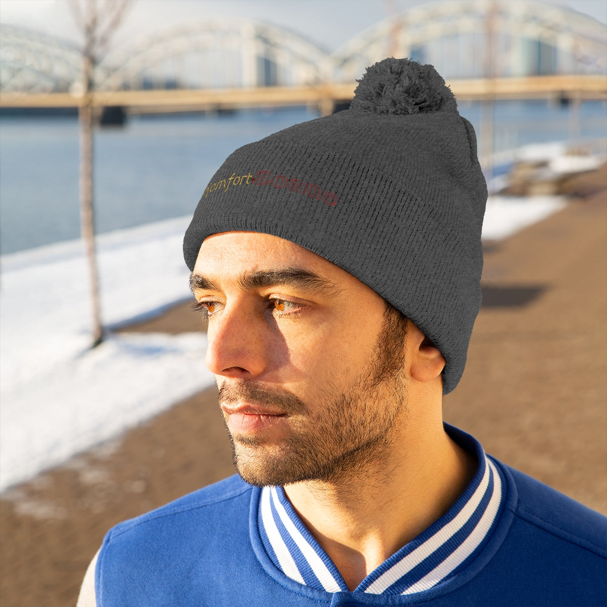 Komfort Zoane Pom Pom Beanie